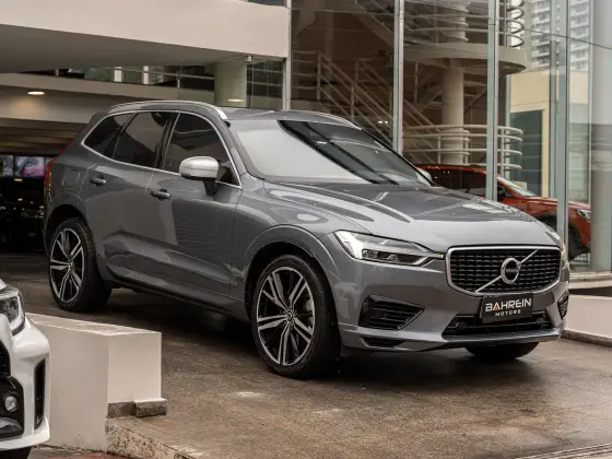 VOLVO XC60 2.0 T8 HYBRID R-DESIGN AWD GEARTRONIC VOLVO XC60 2.0 T8 HYBRID R-DESIGN AWD GEARTRONIC