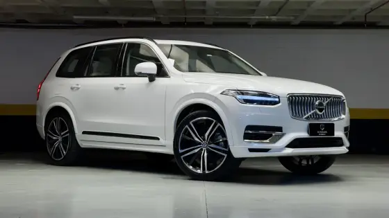 VOLVO XC90 2.0 T8 HYBRID MOMENTUM AWD GEARTRONIC
