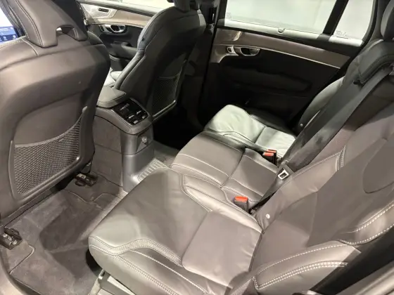 /en/city/cate-car-used-car/volvo-xc90-2025-2-0-t8-recharge-ultra-dark-awd-geartronic-48422997504099328/-11