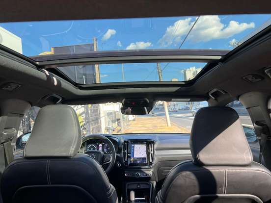 VOLVO-XC40-2.0 T5 GASOLINA R-DESIGN AWD GEARTRONIC VOLVO-XC40-2019