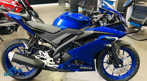 YAMAHA YZF R15 