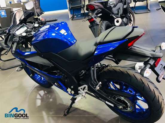 YAMAHA-YZF R15-2026