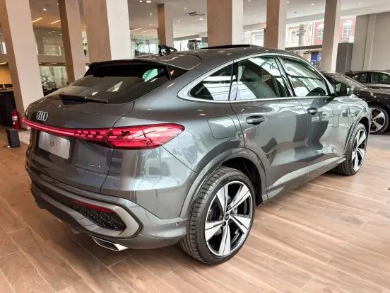 AUDI-Q5-2026