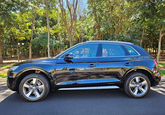 AUDI-Q5-2018