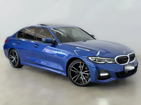 BMW 320i 2.0 16V TURBO FLEX M SPORT AUTOMÁTICO BMW 320i 2.0 16V TURBO FLEX M SPORT AUTOMÁTICO