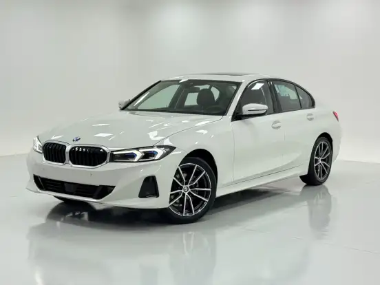 BMW-320i-2025