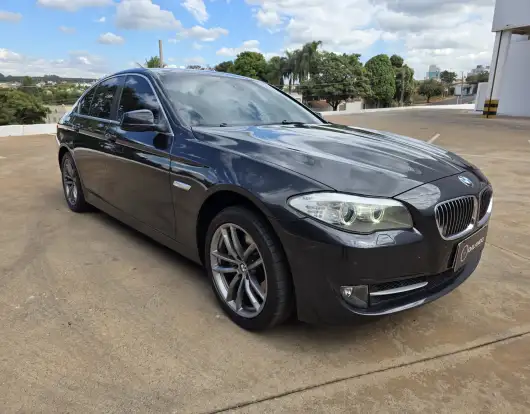 BMW-528i-2012