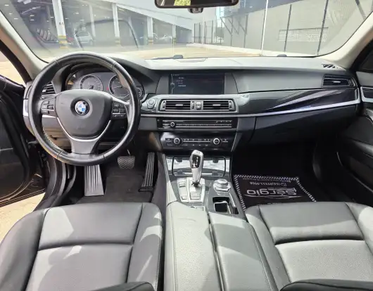 BMW-528i-2012