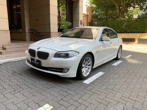 BMW 535i 3.0 SEDAN 6 CILINDROS 24V TURBO GASOLINA 4P AUTOMÁTICO BMW 535i 3.0 SEDAN 6 CILINDROS 24V TURBO GASOLINA 4P AUTOMÁTICO