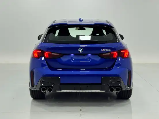 BMW-M 135i-2.0 16V TURBO GASOLINA XDRIVE STEPTRONIC BMW-M 135i-2025