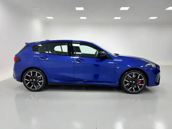 BMW-M 135i-2.0 16V TURBO GASOLINA XDRIVE STEPTRONIC BMW-M 135i-2025