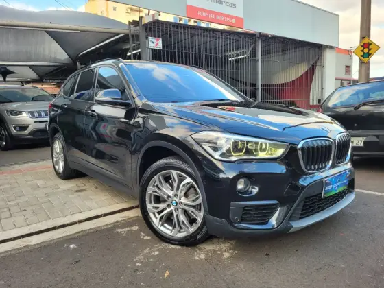 BMW X1 2.0 16V TURBO ACTIVEFLEX SDRIVE20I 4P AUTOMÁTICO BMW X1 2.0 16V TURBO ACTIVEFLEX SDRIVE20I 4P AUTOMÁTICO