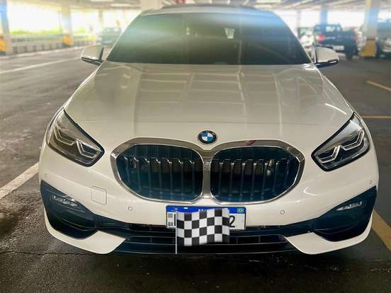 BMW-118i-1.5 12V GASOLINA SPORT GP STEPTRONIC BMW-118i-2022