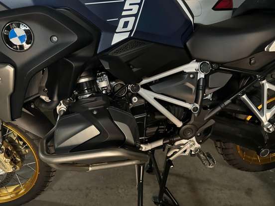 BMW-R 1250 GS PREMIUM TRIPLE BLACK BMW-R 1250 GS PREMIUM TRIPLE BLACK-2023