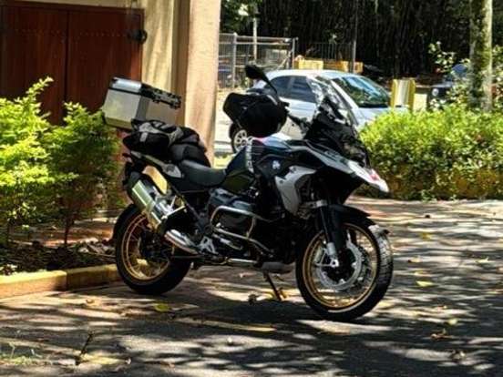 BMW-R 1250 GS PREMIUM TRIPLE BLACK BMW-R 1250 GS PREMIUM TRIPLE BLACK-2023