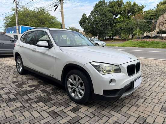 BMW-X1-2.0 16V GASOLINA SDRIVE18I 4P AUTOMÁTICO BMW-X1-2013