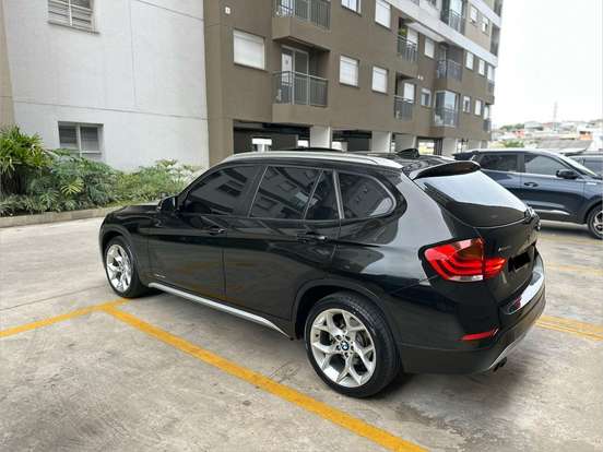 BMW-X1-2.0 16V TURBO ACTIVEFLEX SDRIVE20I X-LINE 4P AUTOMÁTICO BMW-X1-2015