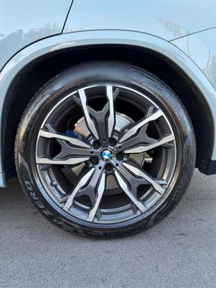 BMW-X4-2022