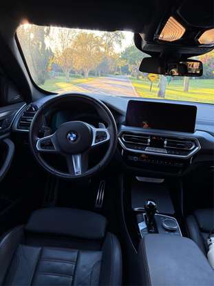 BMW-X4-2022