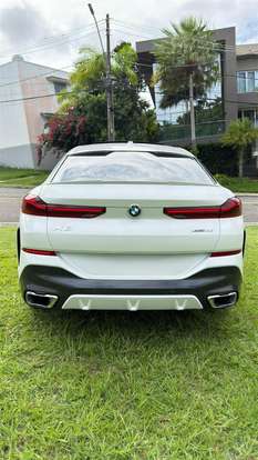 BMW-X6-2023
