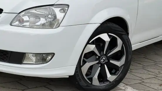 CHEVROLET-CLASSIC-2014