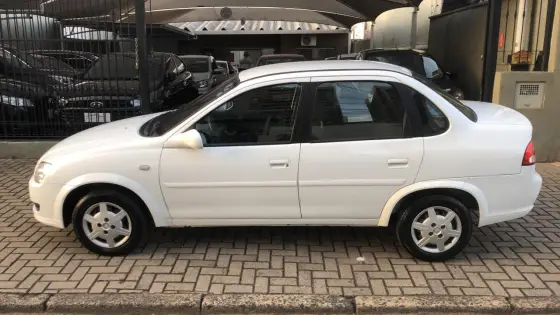 CHEVROLET CLASSIC 1.0 MPFI LS 8V FLEX 4P MANUAL CHEVROLET CLASSIC 1.0 MPFI LS 8V FLEX 4P MANUAL