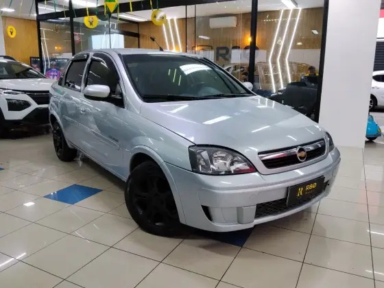 CHEVROLET CORSA 1.4 MPFI PREMIUM SEDAN 8V FLEX 4P MANUAL CHEVROLET CORSA 1.4 MPFI PREMIUM SEDAN 8V FLEX 4P MANUAL