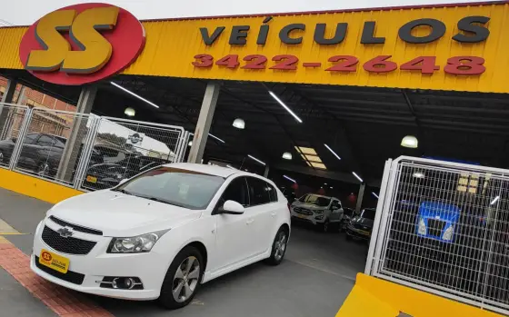 CHEVROLET CRUZE 1.8 LT SPORT6 16V FLEX 4P AUTOMÁTICO CHEVROLET CRUZE 1.8 LT SPORT6 16V FLEX 4P AUTOMÁTICO