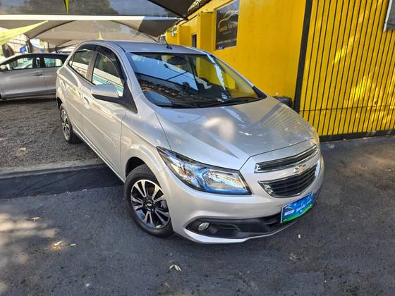 CHEVROLET ONIX 1.4 MPFI LTZ 8V FLEX 4P MANUAL