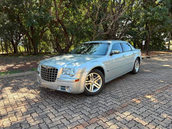 CHRYSLER 300 C 5.7 HEMI SEDAN V8 16V GASOLINA 4P AUTOMÁTICO