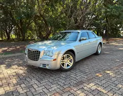 CHRYSLER 300 C 5.7 HEMI SEDAN V8 16V GASOLINA 4P AUTOMÁTICO CHRYSLER 300 C 5.7 HEMI SEDAN V8 16V GASOLINA 4P AUTOMÁTICO