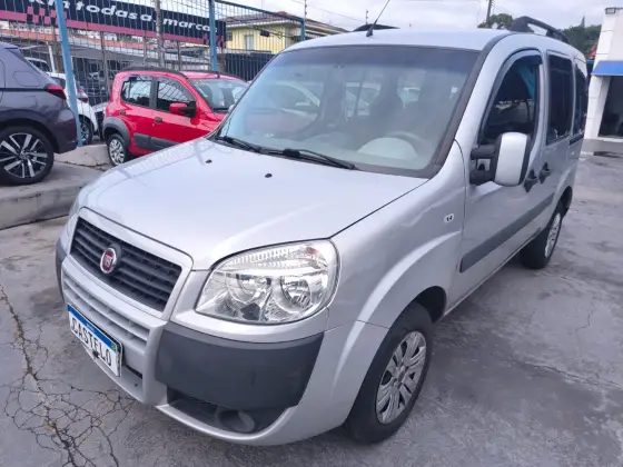 FIAT DOBLÒ 1.4 MPI ELX 8V FLEX 4P MANUAL FIAT DOBLÒ 1.4 MPI ELX 8V FLEX 4P MANUAL
