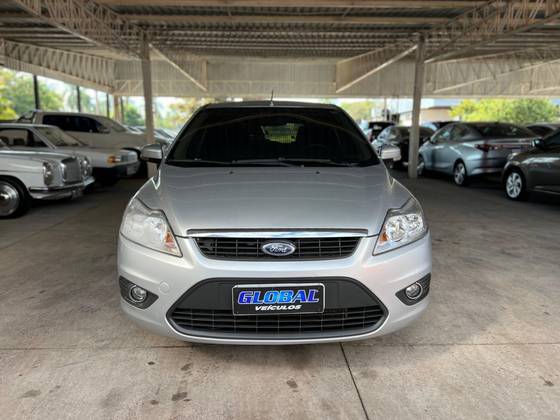 FORD FOCUS 1.6 GL 16V FLEX 4P MANUAL
