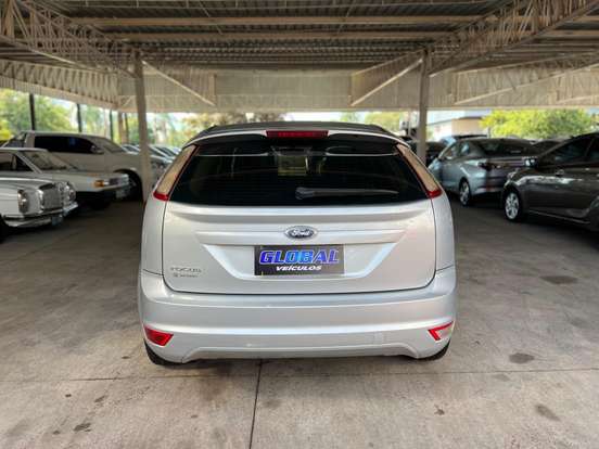 FORD-FOCUS-1.6 GL 16V FLEX 4P MANUAL FORD-FOCUS-2012
