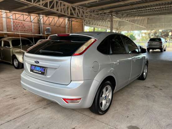 FORD-FOCUS-1.6 GL 16V FLEX 4P MANUAL FORD-FOCUS-2012