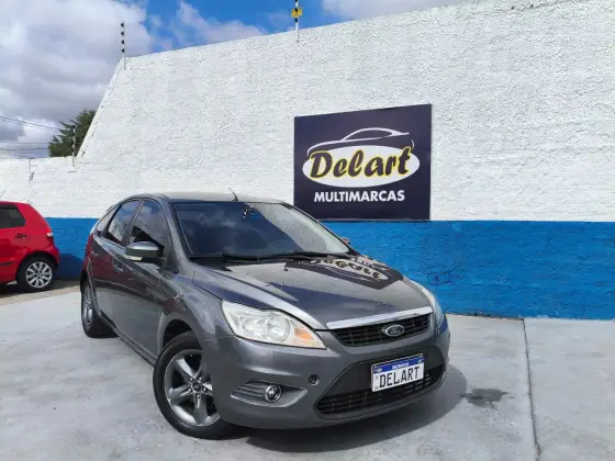 FORD FOCUS 2.0 GLX 16V FLEX 4P MANUAL FORD FOCUS 2.0 GLX 16V FLEX 4P MANUAL