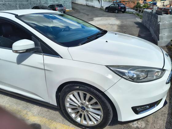 FORD FOCUS 2.0 TITANIUM 16V FLEX 4P POWERSHIFT