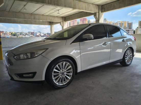 FORD-FOCUS-2.0 TITANIUM 16V FLEX 4P POWERSHIFT FORD-FOCUS-2016