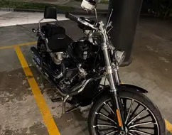 HARLEY-DAVIDSON SOFTAIL BREAKOUT HARLEY-DAVIDSON SOFTAIL BREAKOUT