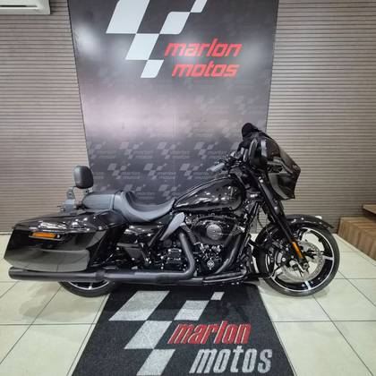 HARLEY-DAVIDSON STREET GLIDE 