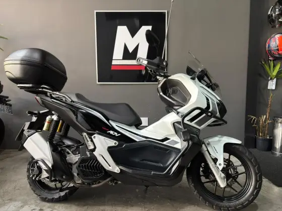 HONDA ADV 