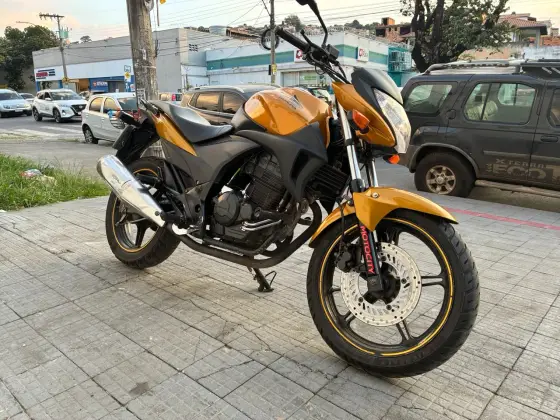 HONDA CB 300R HONDA CB 300R