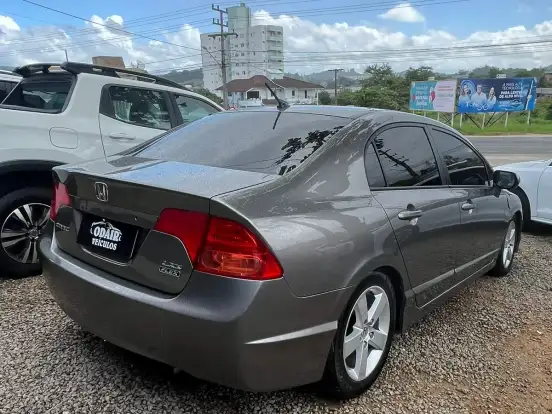 HONDA-CIVIC-1.8 LXS 16V FLEX 4P MANUAL HONDA-CIVIC-2009