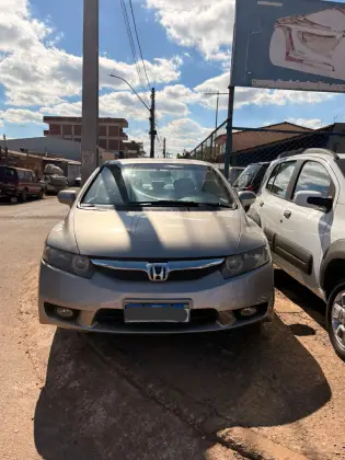 HONDA CIVIC 1.8 LXS 16V GASOLINA 4P MANUAL HONDA CIVIC 1.8 LXS 16V GASOLINA 4P MANUAL