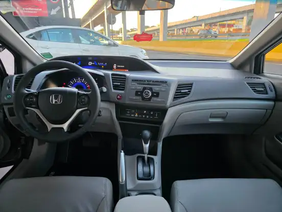 HONDA-CIVIC-2.0 LXR 16V FLEX 4P AUTOMÁTICO HONDA-CIVIC-2013
