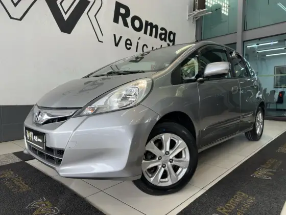 HONDA FIT 1.4 LX 16V FLEX 4P MANUAL HONDA FIT 1.4 LX 16V FLEX 4P MANUAL
