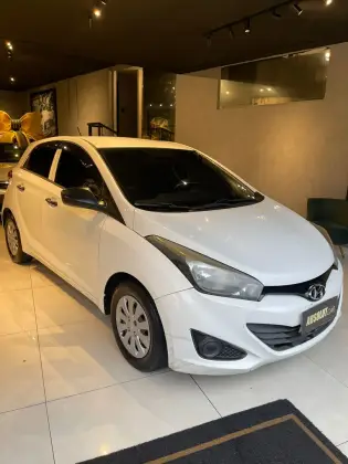 HYUNDAI HB20 1.0 COMFORT 12V FLEX 4P MANUAL HYUNDAI HB20 1.0 COMFORT 12V FLEX 4P MANUAL