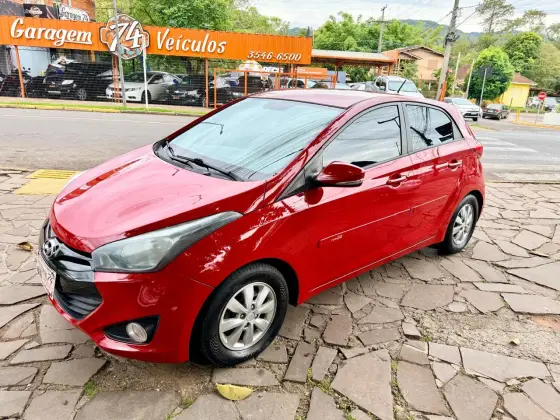 HYUNDAI HB20 1.0 COMFORT PLUS 12V FLEX 4P MANUAL HYUNDAI HB20 1.0 COMFORT PLUS 12V FLEX 4P MANUAL