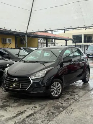 HYUNDAI HB20 1.0 COMFORT PLUS 12V TURBO FLEX 4P MANUAL