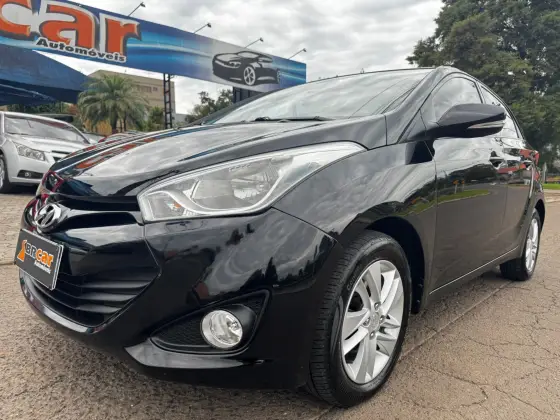 HYUNDAI HB20 1.6 PREMIUM 16V FLEX 4P AUTOMÁTICO HYUNDAI HB20 1.6 PREMIUM 16V FLEX 4P AUTOMÁTICO
